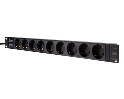 BASIC 9 voudige stekkerdoos voor 19 inch serverkasten